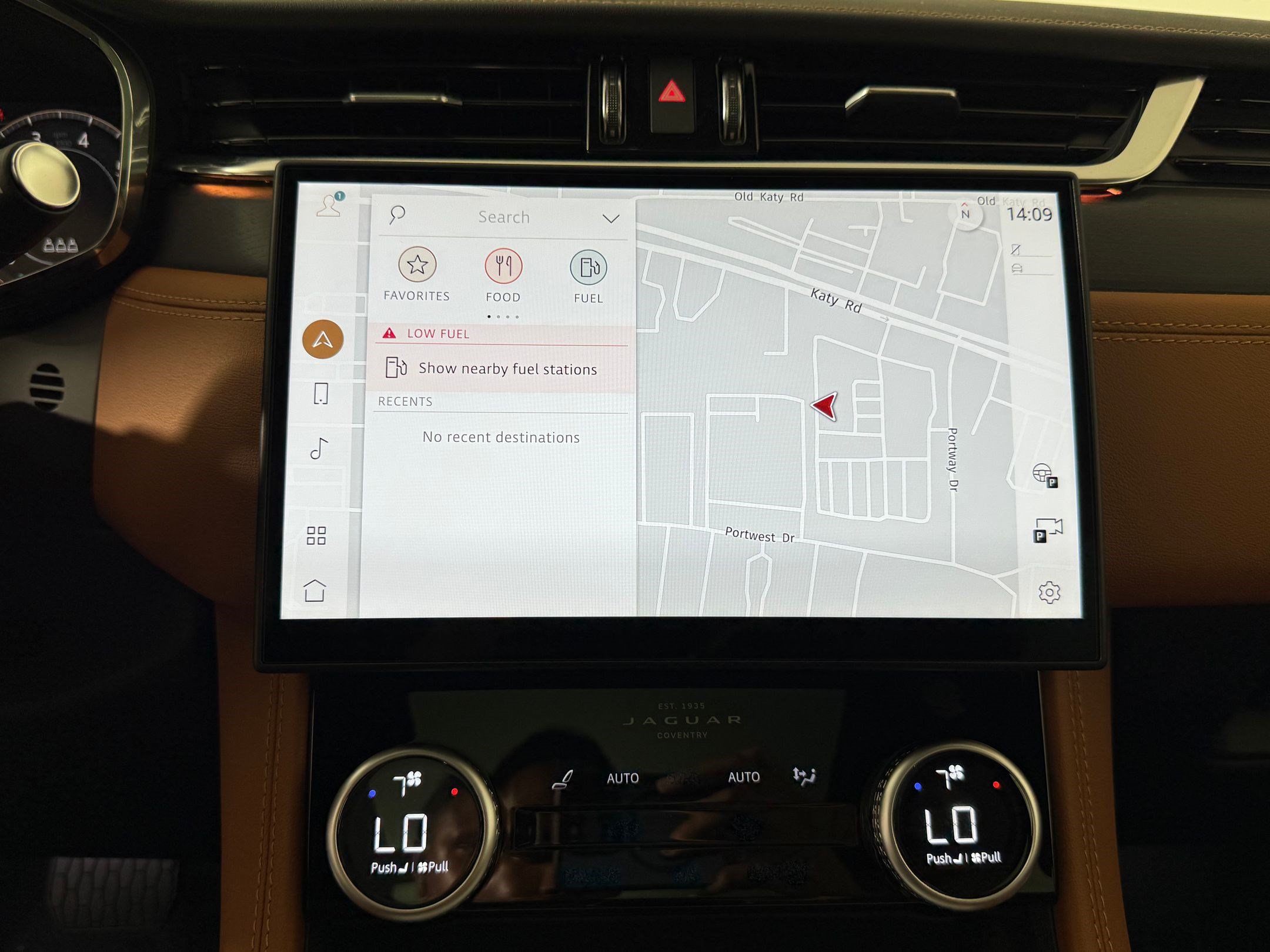 New 2026 Jaguar F-PACE R-Dynamic S AWD/4WD image 18