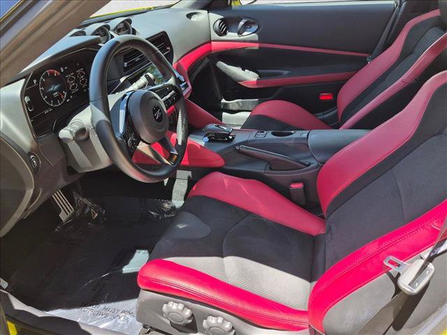 Used 2024 Nissan Z Performance w/ Floor Mat Package RWD image 15