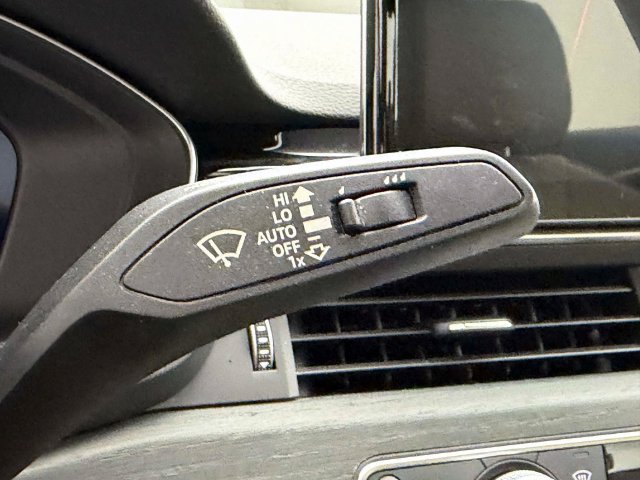 Used 2020 Audi A4 2.0T Premium Plus w/ Premium Plus Package AWD/4WD image 25