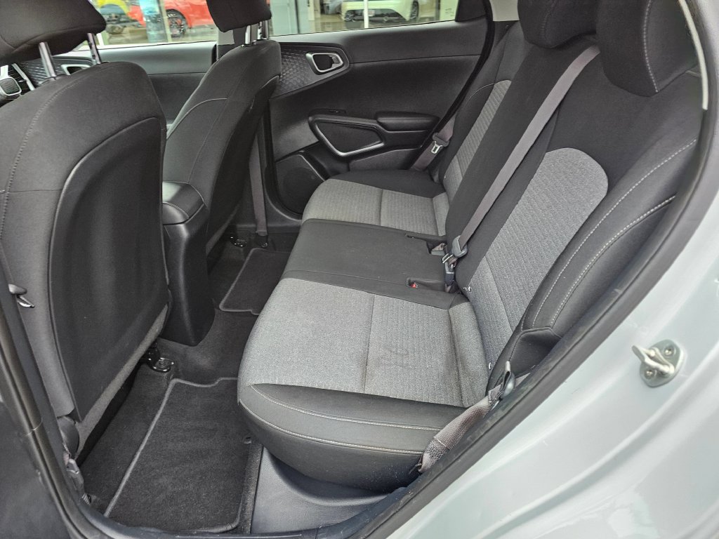 Used 2021 Kia Soul S FWD image 15