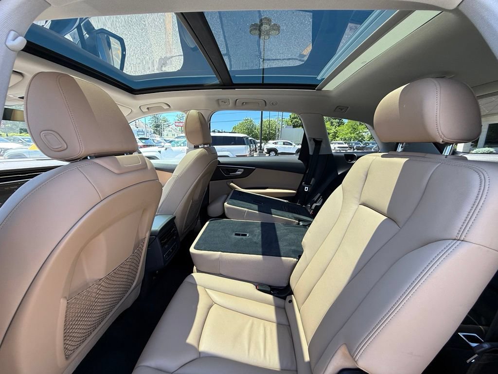 Used 2020 Audi Q7 3.0T Premium w/ Convenience Package AWD/4WD image 15