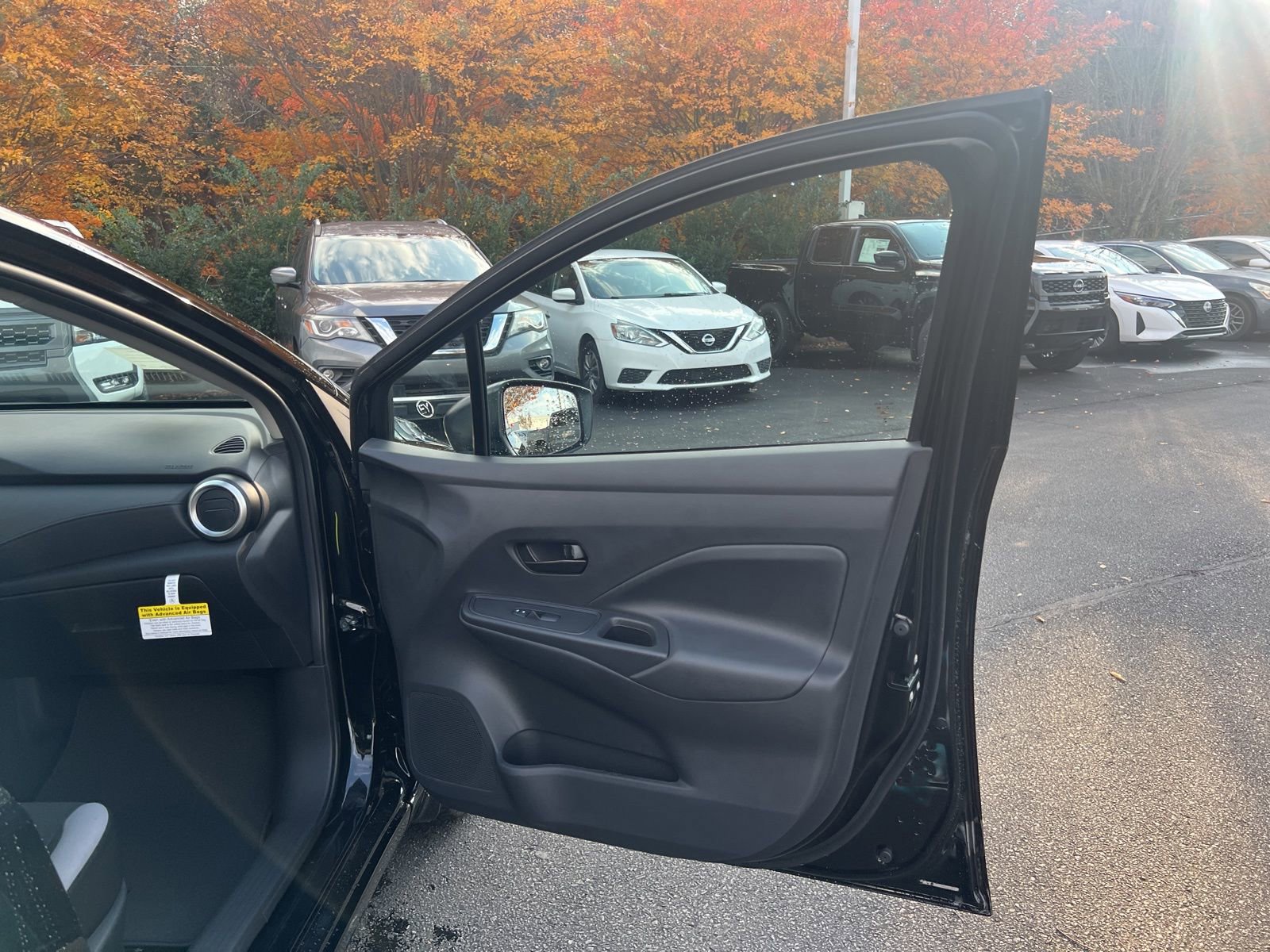 New 2025 Nissan Versa S image 12