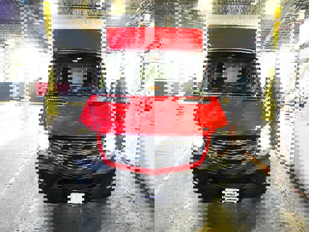 Used 2016 Freightliner Sprinter 3500 image 2