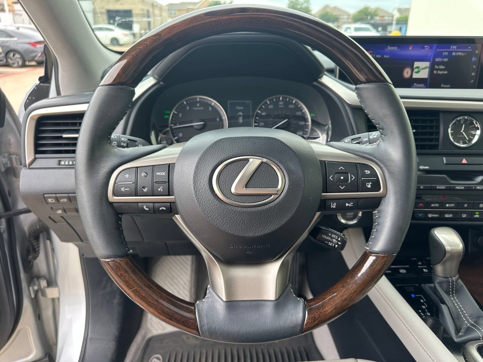 Used 2016 Lexus RX 350 FWD w/ Premium Package image 11