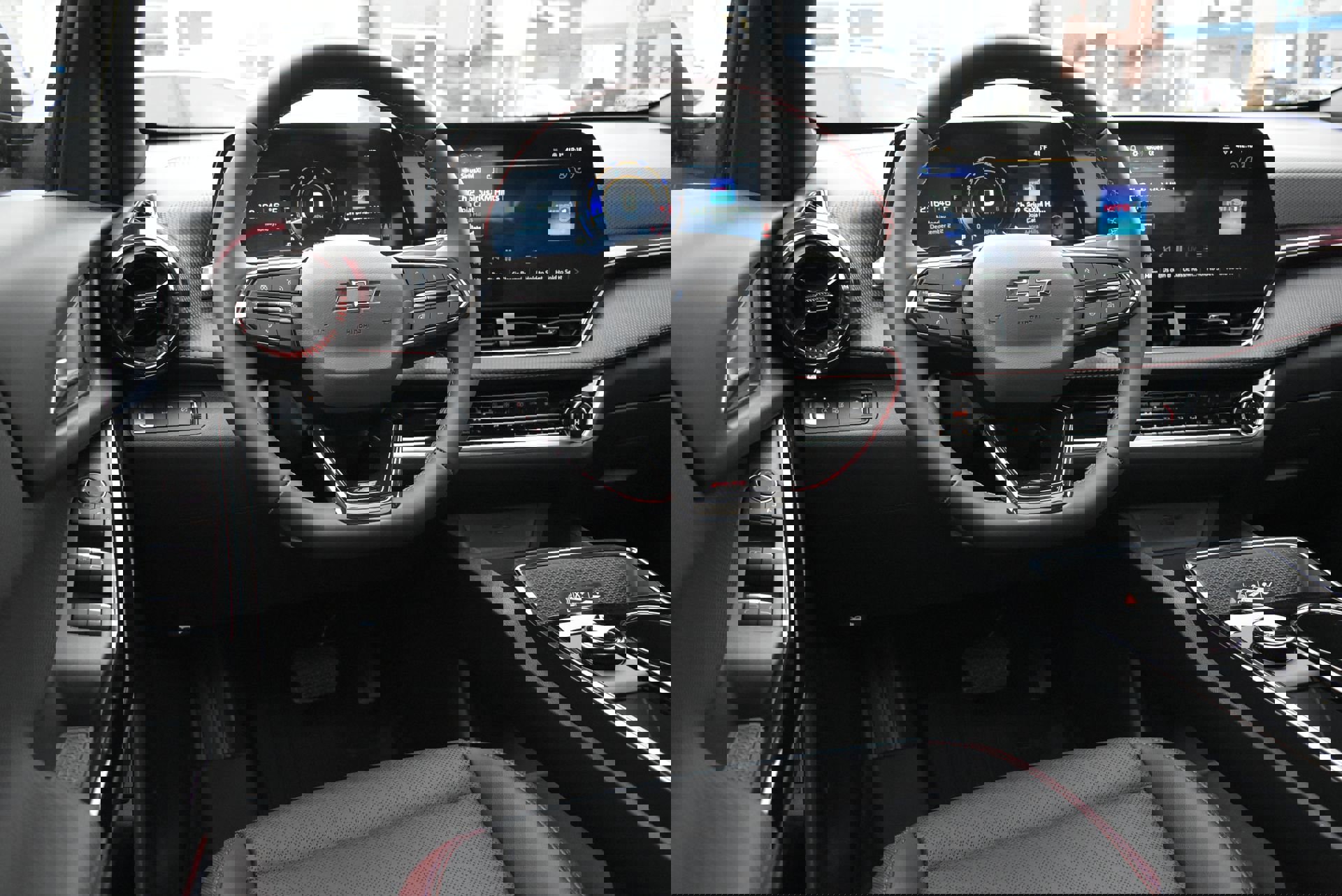 New 2026 Chevrolet Equinox RS w/ LPO, Floor Liner Package image 18