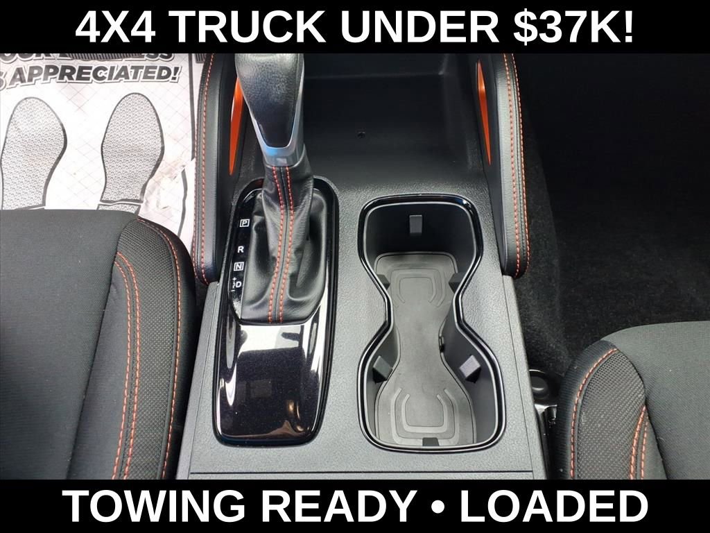 Used 2025 Nissan Frontier PRO-4X image 24