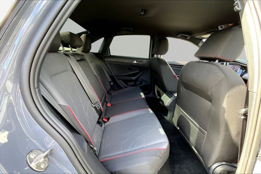 Used 2024 Volkswagen Jetta GLI 40th Anniversary Edition image 22
