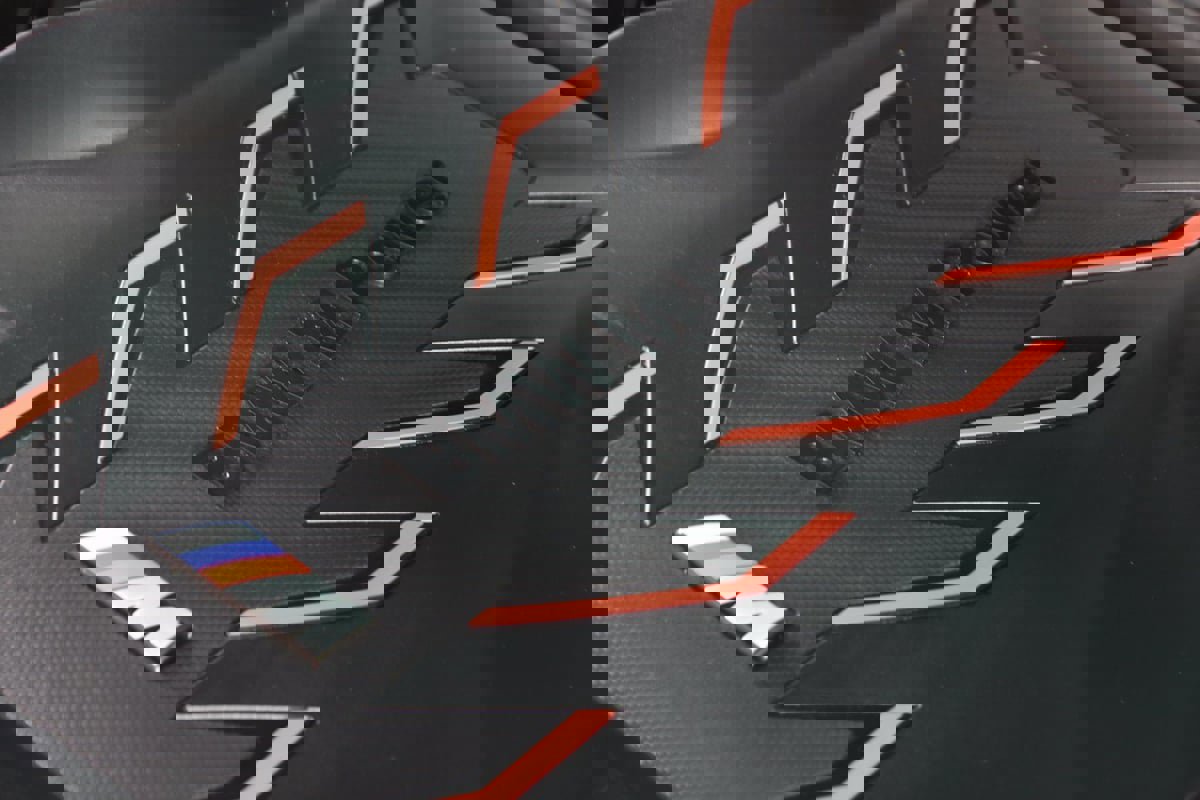 Used 2025 BMW M5 w/ Carbon Package image 28