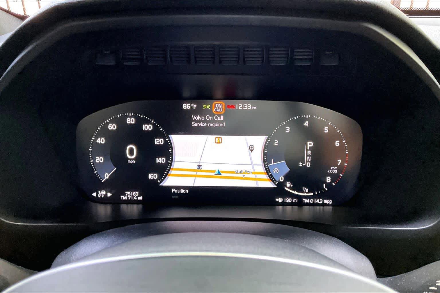 Used 2018 Volvo XC90 T6 Momentum w/ Convenience Package AWD/4WD image 25