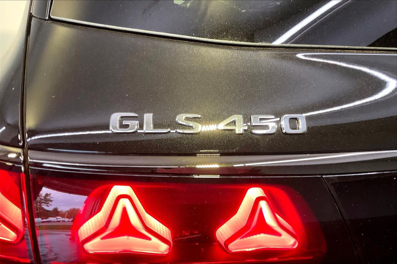 New 2027 Mercedes-Benz GLS 450 4MATIC image 6