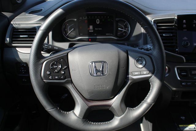 Used 2024 Honda Passport EX-L image 13
