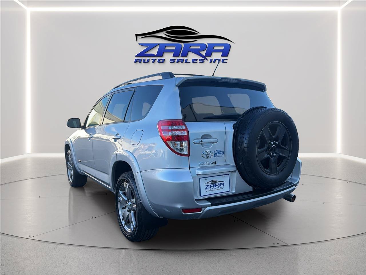 Used 2010 Toyota RAV4 Sport w/ Sport Appearance Pkg AWD/4WD image 5