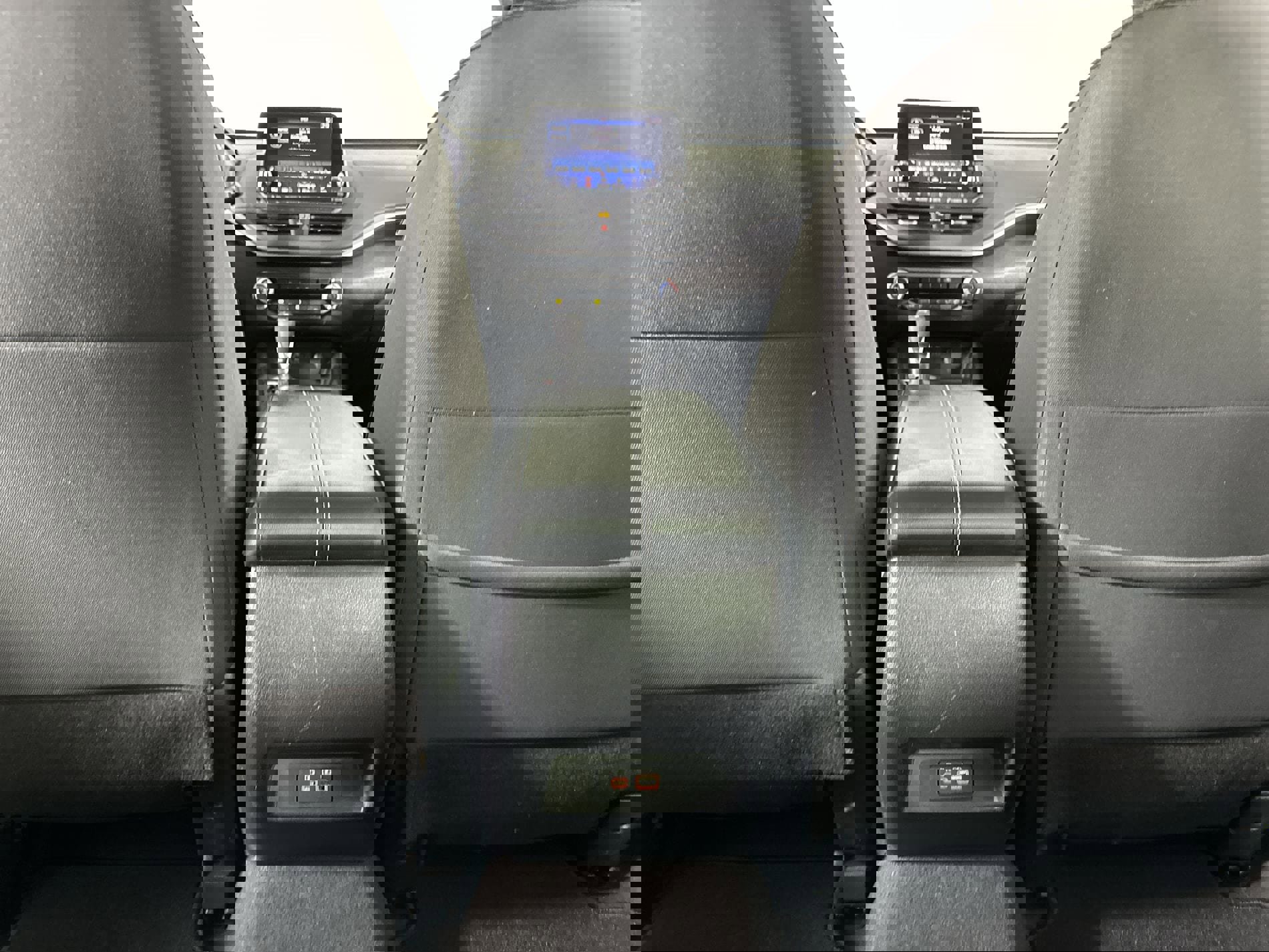 Used 2022 Nissan Altima 2.5 SV image 58