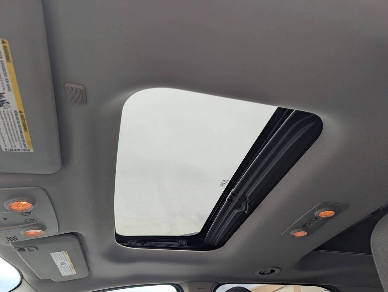 Used 2014 GMC Acadia SLE FWD image 25