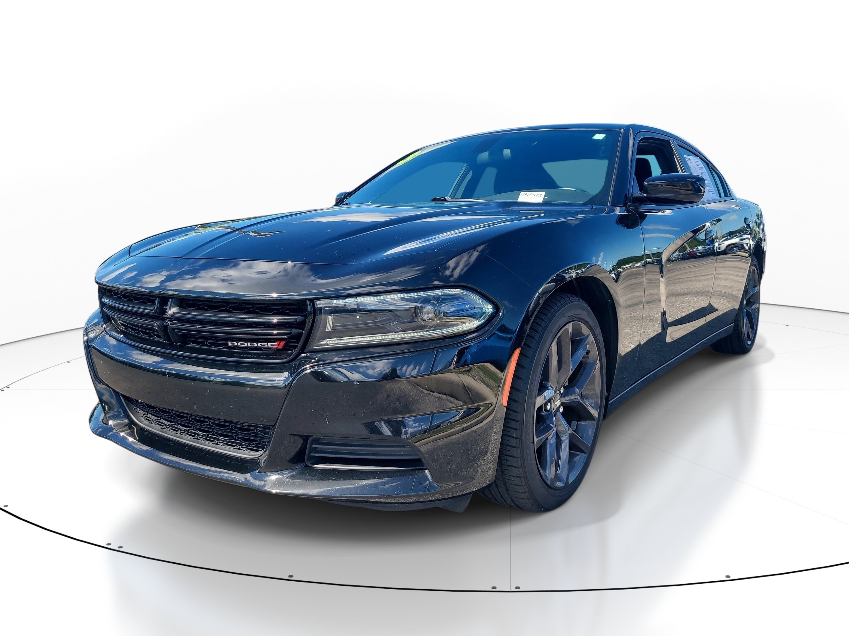 Used 2023 Dodge Charger SXT w/ Blacktop Package RWD image 3