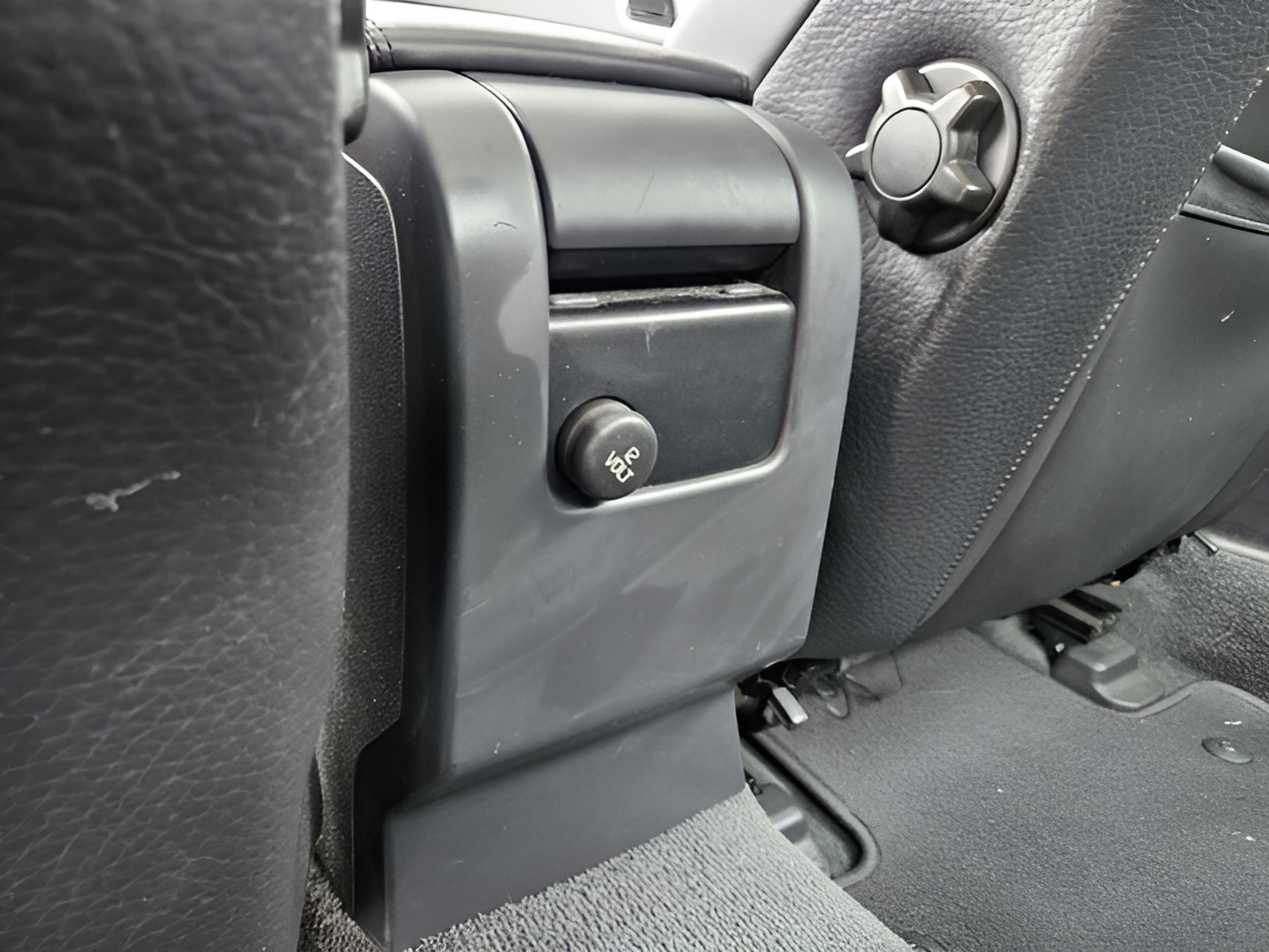 Used 2012 Volvo S60 T5 w/ Climate Pkg image 15