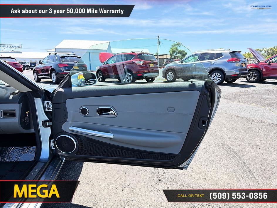 Used 2005 Chrysler Crossfire Limited RWD image 24