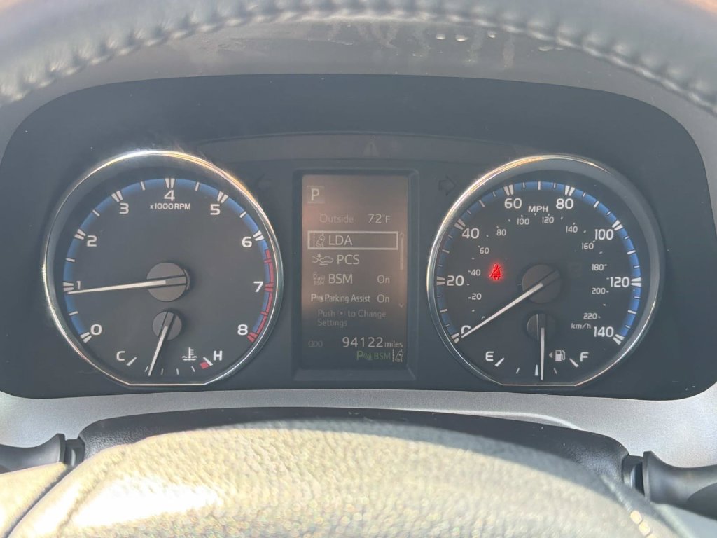 Used 2016 Toyota RAV4 Limited w/ Advanced Technology Package AWD/4WD image 19