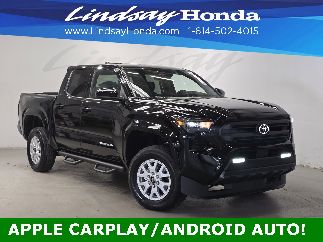 Used 2025 Toyota Tacoma SR5 image 1