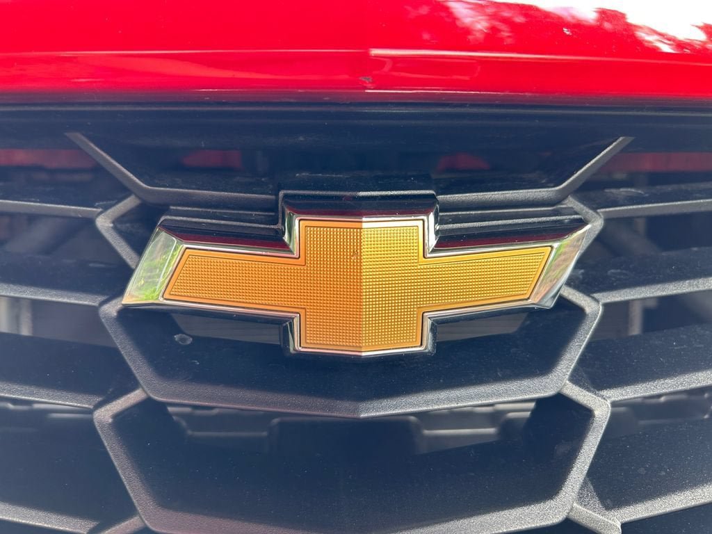 Used 2023 Chevrolet Camaro LT RWD image 34