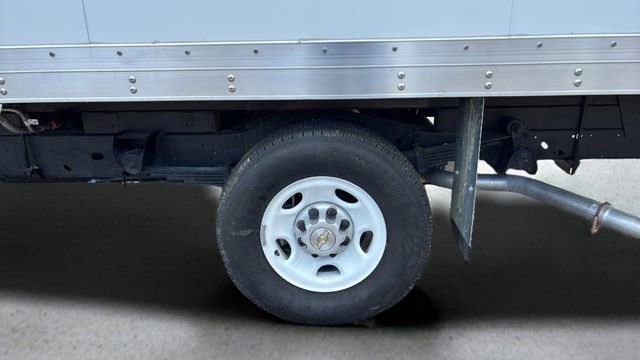 New 2024 Chevrolet Express 3500 w/ Power Convenience Package RWD image 13