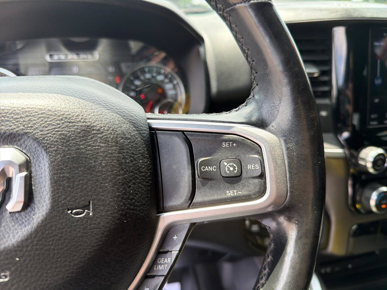 Used 2019 RAM 1500 Big Horn AWD/4WD image 13