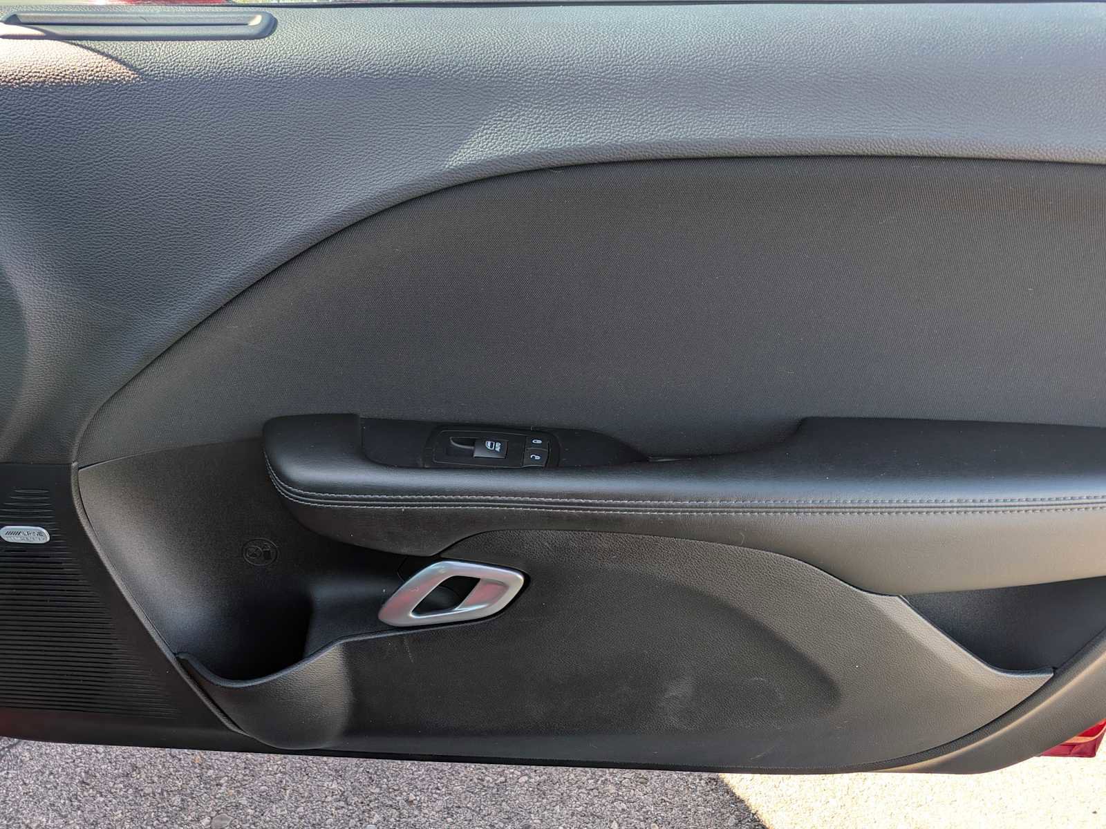 Used 2016 Dodge Challenger SXT w/ Super Sport Group (SS/T) RWD image 21