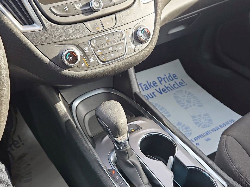 Used 2024 Chevrolet Malibu LT image 28