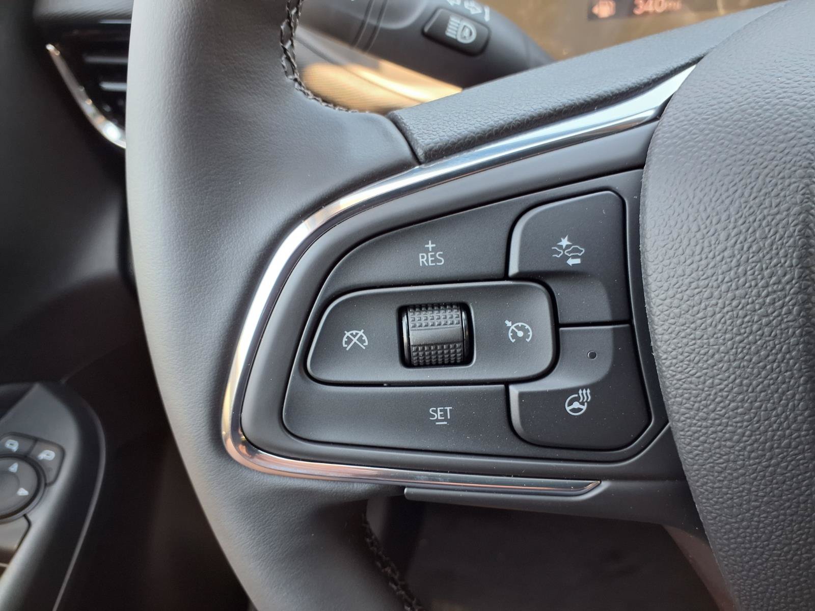 New 2026 Buick Envista Sport Touring w/ Convenience I Package FWD image 9