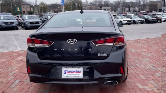 Used 2018 Hyundai Sonata SEL image 2