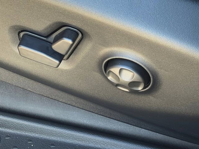 New 2026 Chrysler Pacifica Select image 12