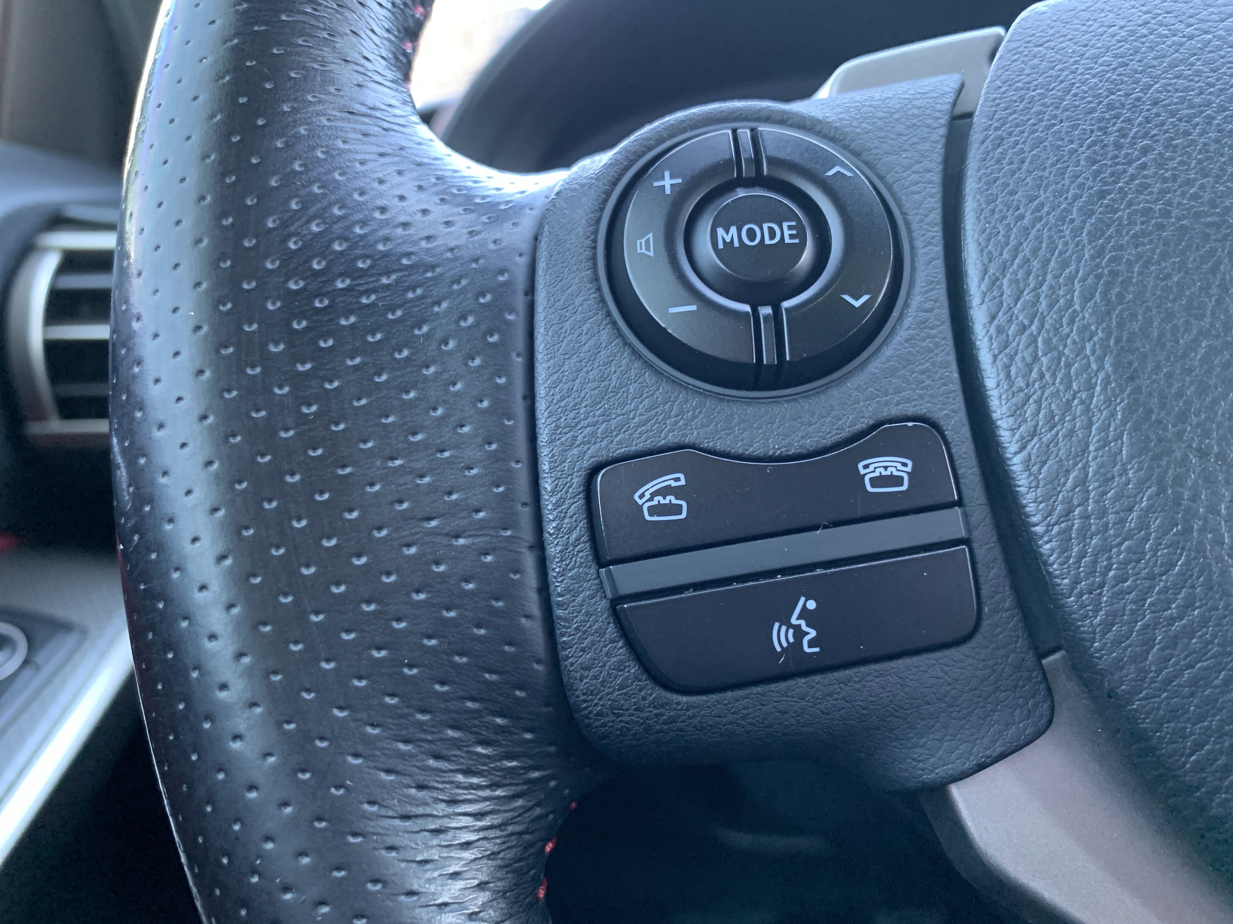 Used 2016 Lexus IS 200t RWD image 19