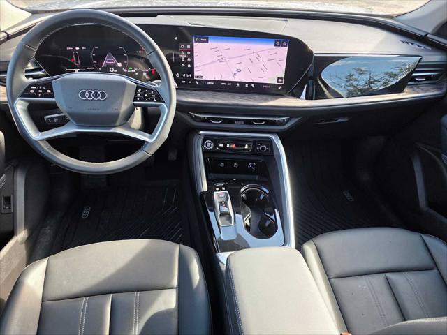 Used 2025 Audi Q5 Premium w/ Convenience Package AWD/4WD image 18
