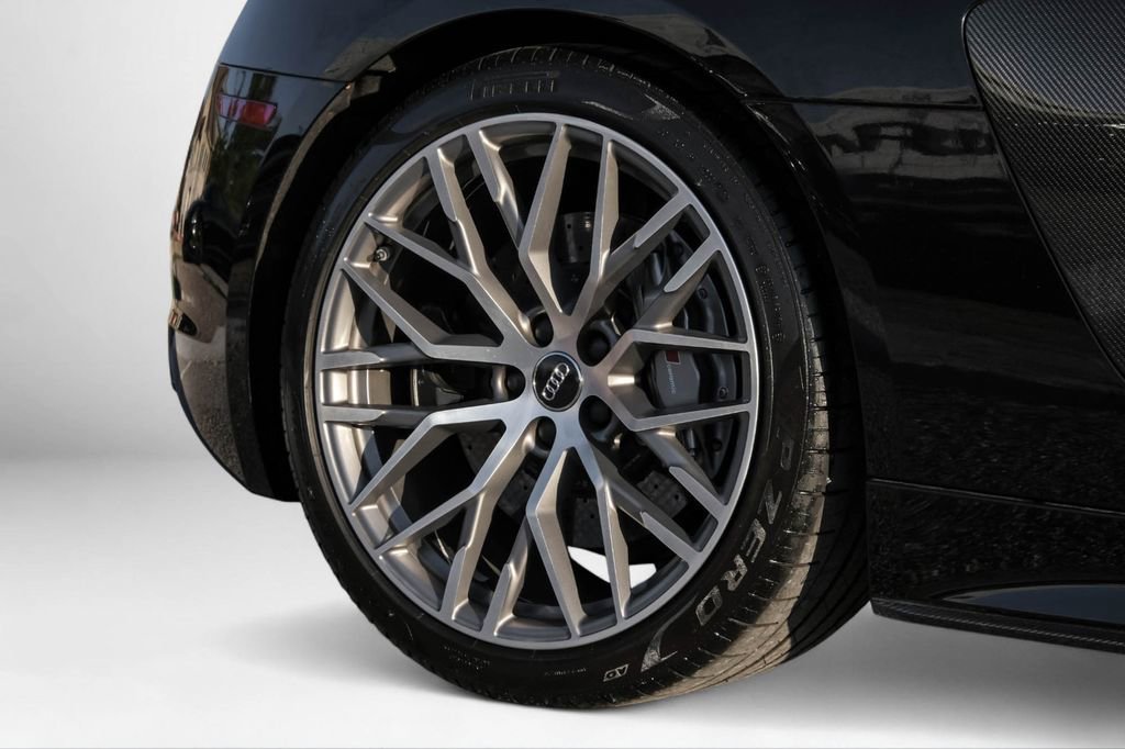 Used 2018 Audi R8 V10 plus image 52