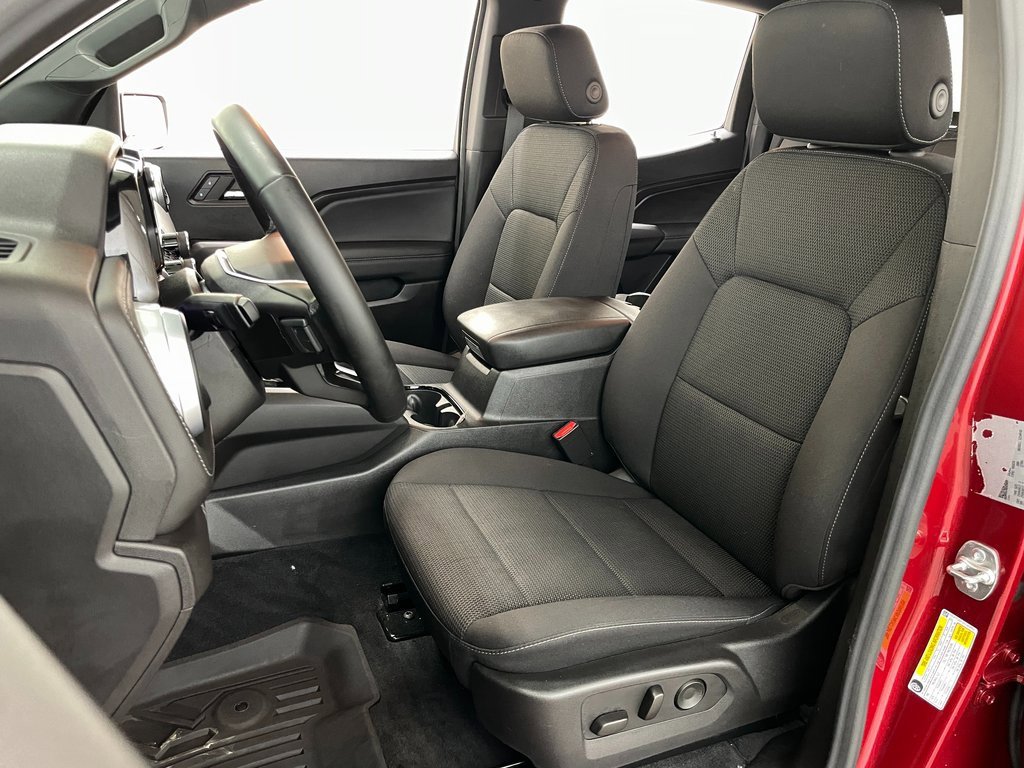 Certified 2024 Chevrolet Colorado LT w/ LT Convenience Package II image 25