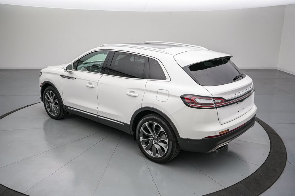 Used 2023 Lincoln Nautilus Reserve w/ Equipment Group 201A FWD image 6