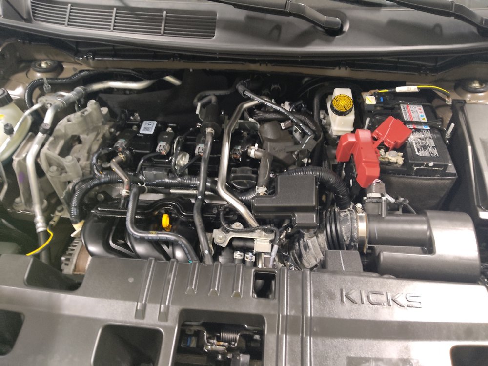 Used 2025 Nissan Kicks S FWD image 30