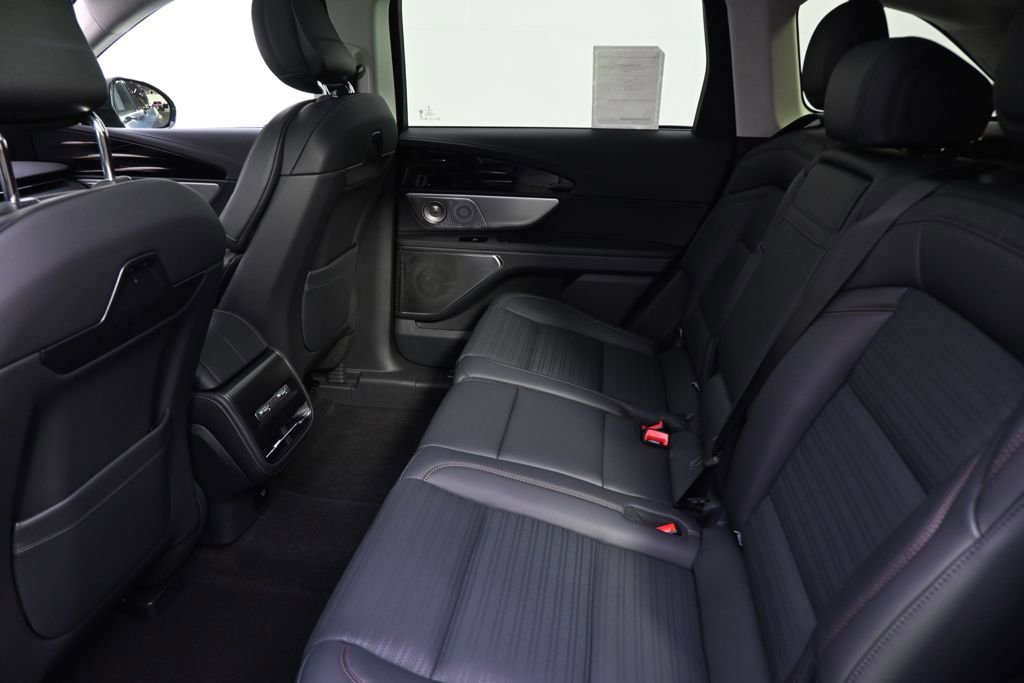 New 2026 Lincoln Nautilus Reserve image 21