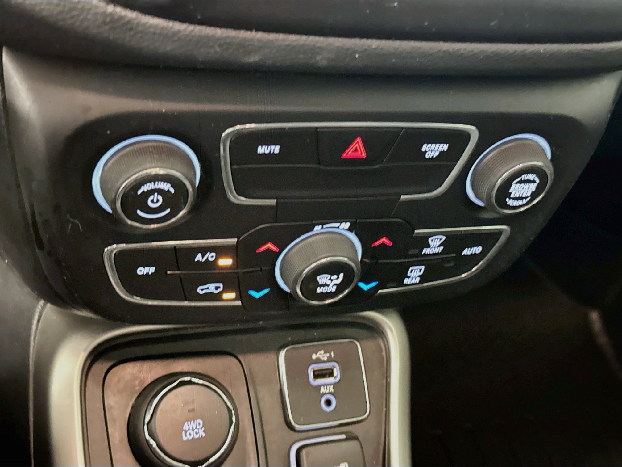 Used 2019 Jeep Compass Sport AWD/4WD image 24
