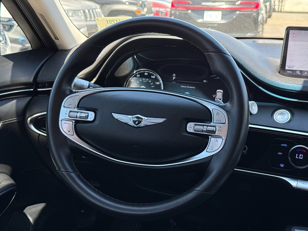 Used 2025 Genesis GV70 2.5T AWD/4WD image 22