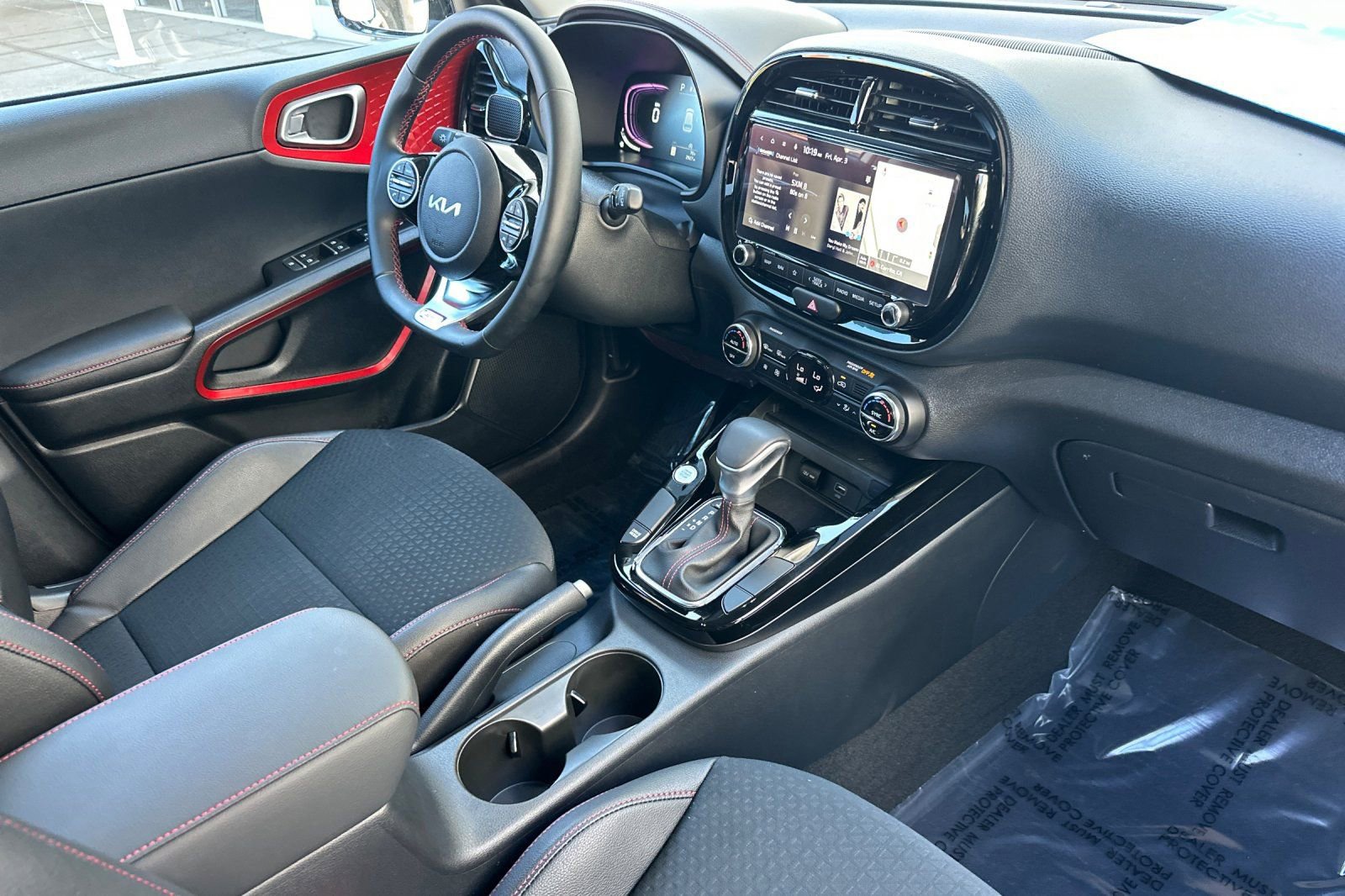 Used 2025 Kia Soul GT-Line image 19