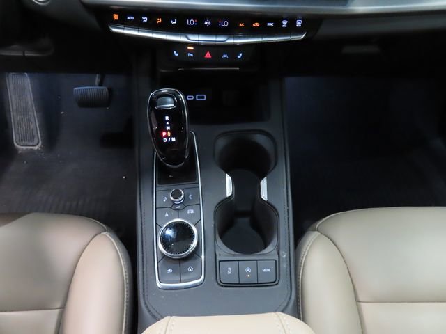 Used 2024 Cadillac XT4 Luxury w/ Cold Weather Package FWD image 23