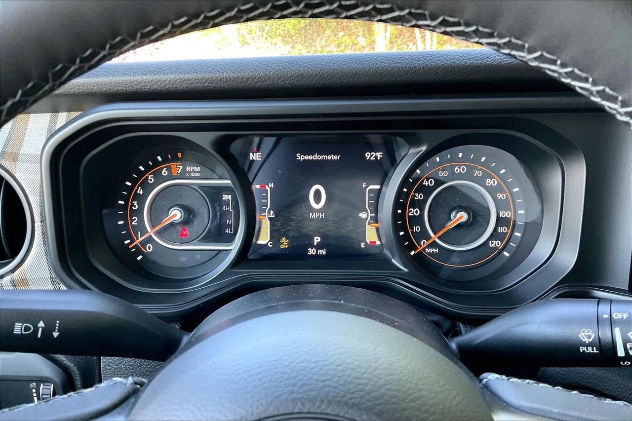 New 2026 Jeep Gladiator Sport AWD/4WD image 11