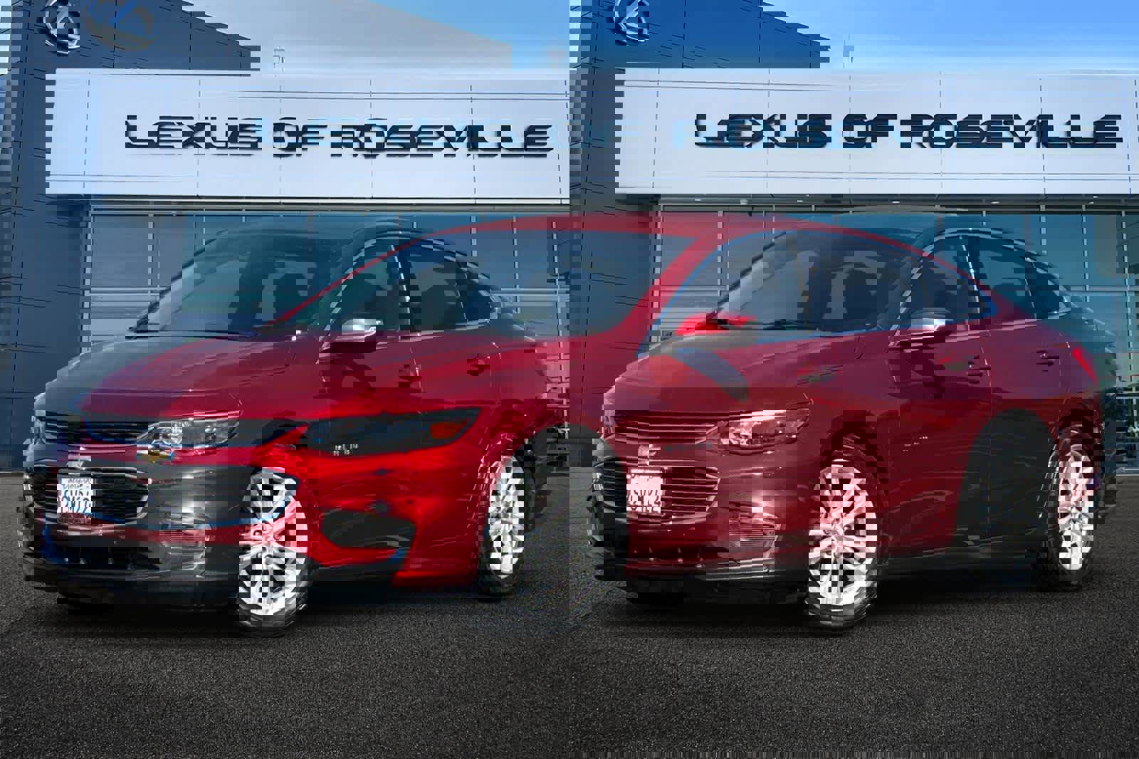 Used 2017 Chevrolet Malibu Hybrid w/ Leather Package