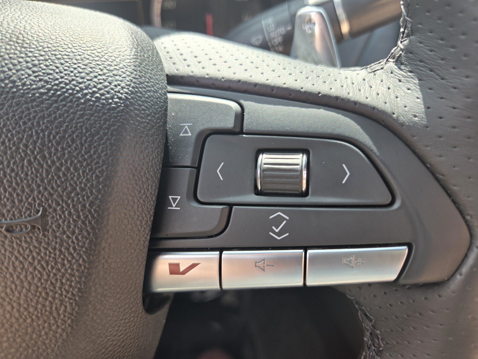 Used 2020 Cadillac CT4 V w/ Climate Package RWD image 27