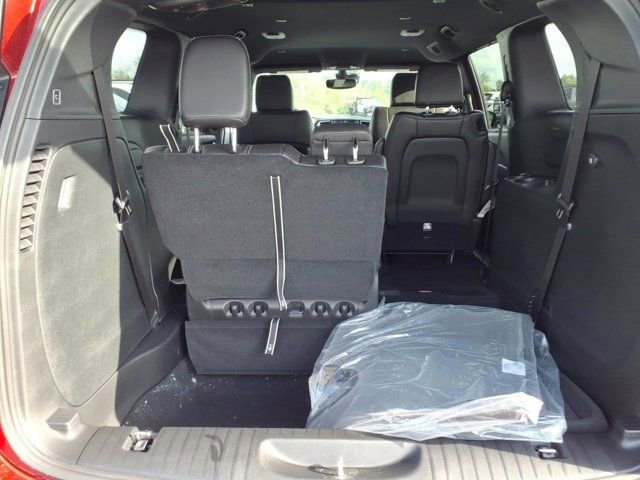 New 2026 Chrysler Pacifica Select AWD/4WD image 20
