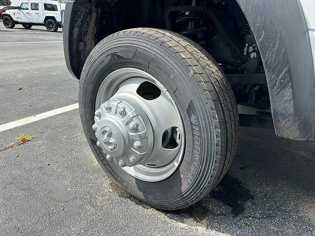 New 2024 RAM 5500 Tradesman image 25