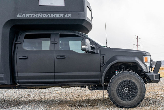 Used 2022 Ford F550 4x4 Crew Cab Super Duty image 11