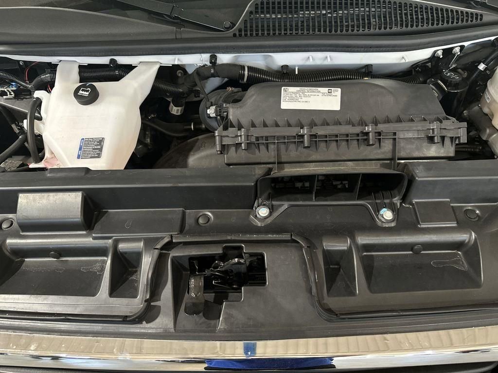 Used 2024 GMC Savana 2500 w/ Driver Convenience Package image 17