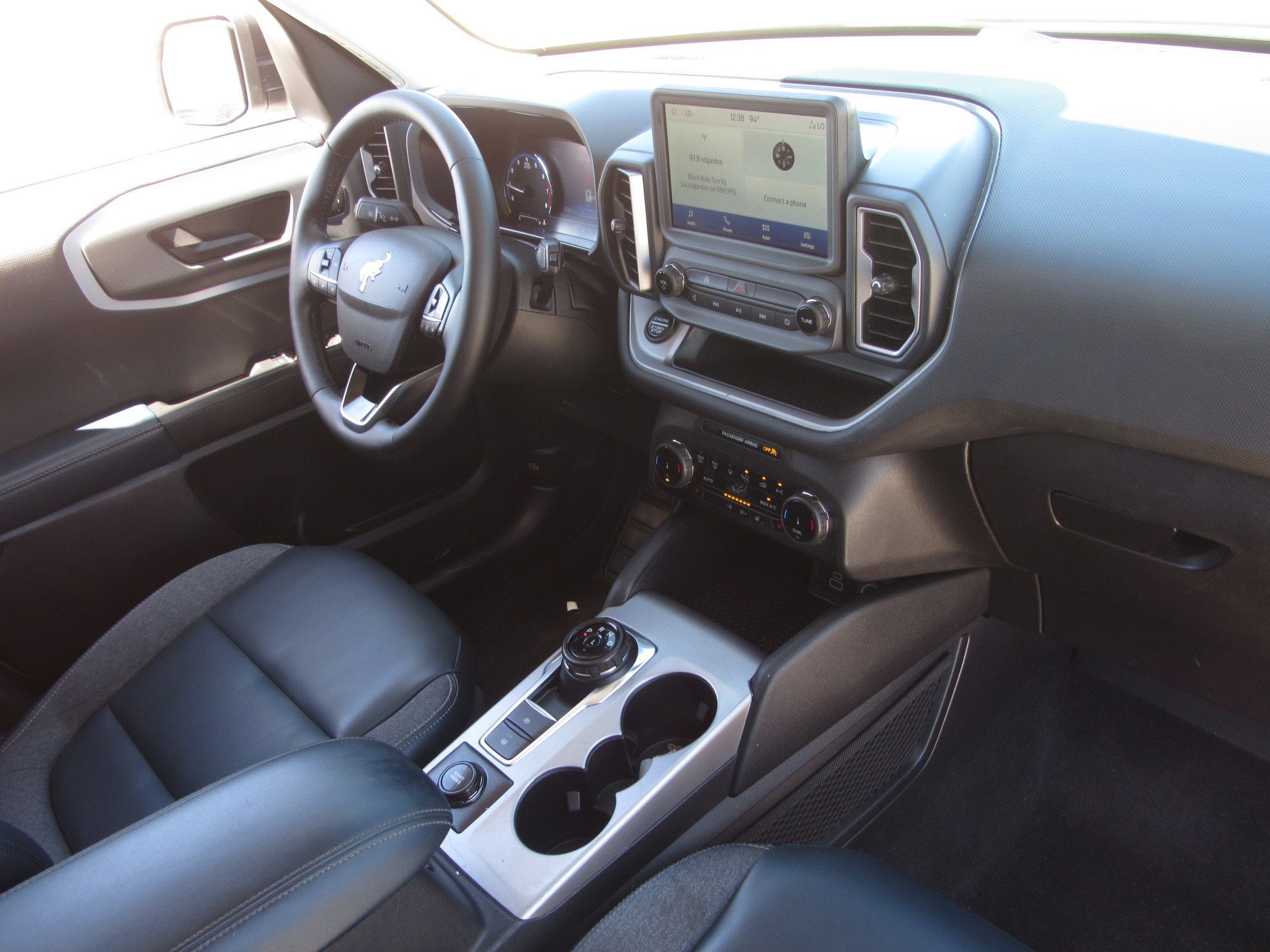 Used 2024 Ford Bronco Sport Outer Banks image 9